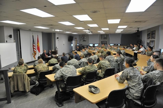 Hình ảnh trong chuyến thăm của Đại sứ Phạm Quang Vinh đến Học viện Quân sự Hoa Kỳ ở West Point