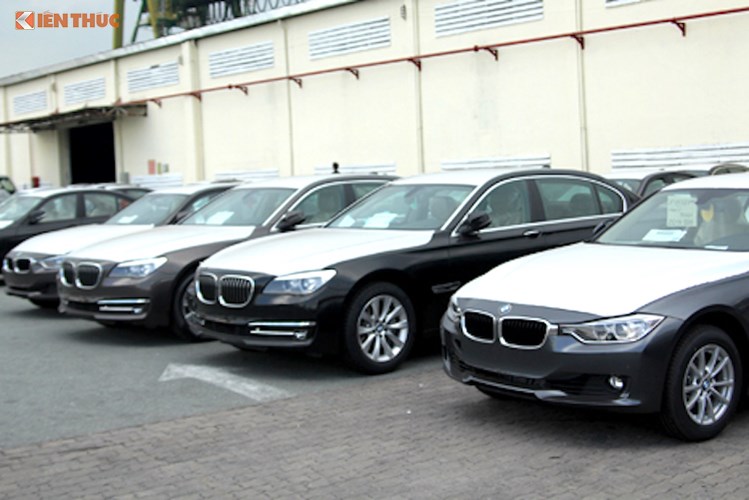 Dính án gian lận: Hàng trăm xe sang BMW ‘nằm chờ’ tại cảng Việt Nam - ảnh 2