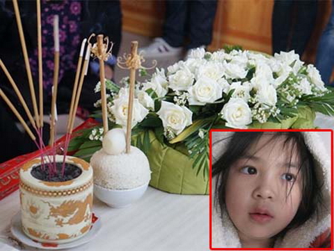 Người thân đẫm nước mắt đón bé gái bị sát hại ở Nhật về quê nhà