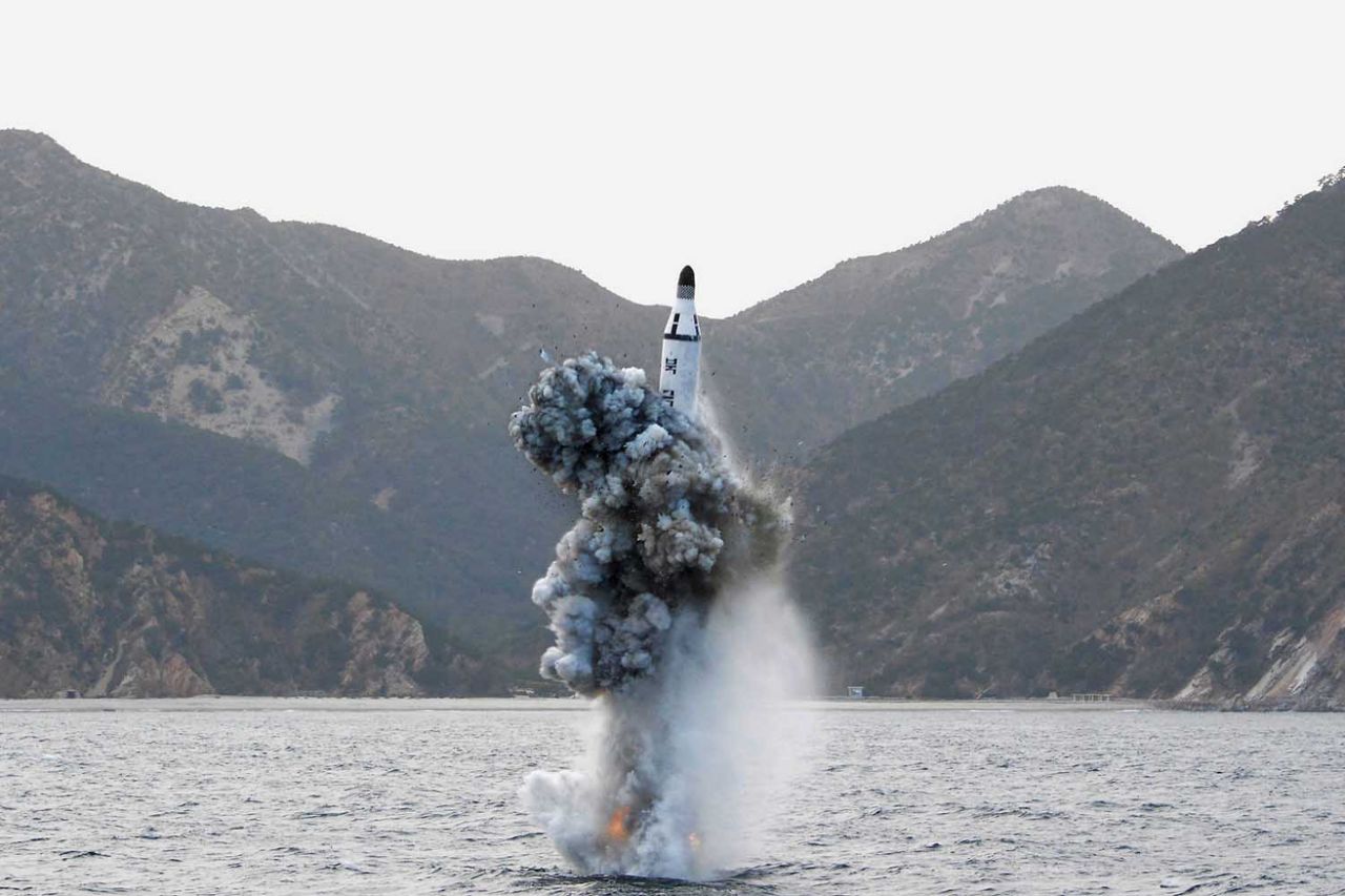 Triều Tiên thực hiện vụ phóng tên lửa đạn đạo từ tàu ngầm