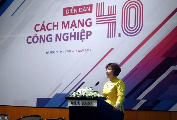 Thứ trưởng Bộ Công Thương Hồ Thị Kim Thoa phát biểu tại Diễn đàn.