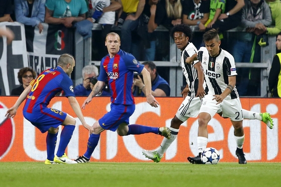 Juventus áp đảo đội hình tiêu biểu tứ kết Champions League