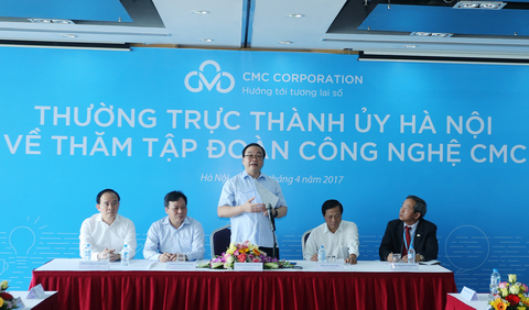 Bí thư Thành ủy Hà Nội tới thăm và làm việc với CMC