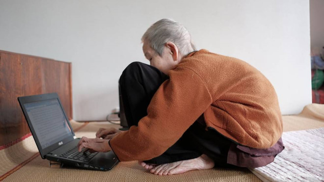 Cụ bà 97 tuổi 'sành Internet nhất Việt Nam' lên báo nước ngoài