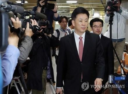 Ông Yoo Yeong-ha - luật sư của bà Park có mặt tại phiên tòa hôm nay. Ảnh: Yonhap