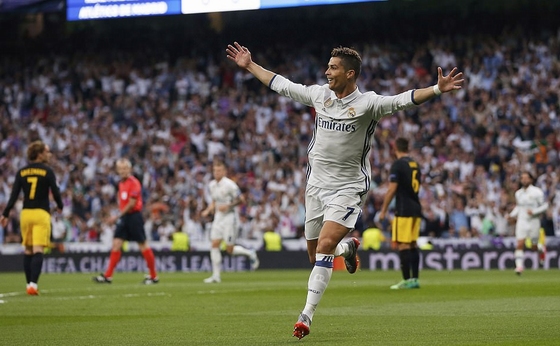 C.Ronaldo lập hattrick trong trận đấu với Atl.Madrid