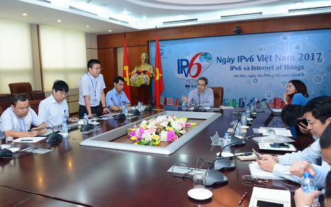 Thứ trưởng Bộ TT&TT Phan Tâm chủ trì buổi hội thảo.