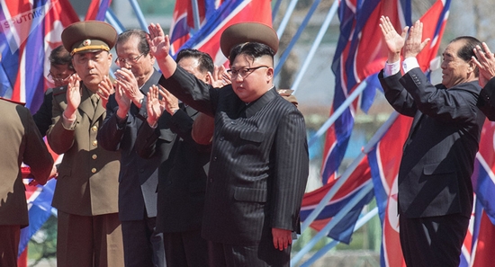 Triều Tiên bất ngờ làm lành với Hàn Quốc