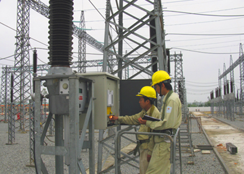 Hàng chục công trình lưới điện đưa vào sử dụng