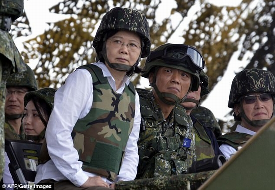 Bà Tsai trực tiếp giám sát cuộc tập trận
