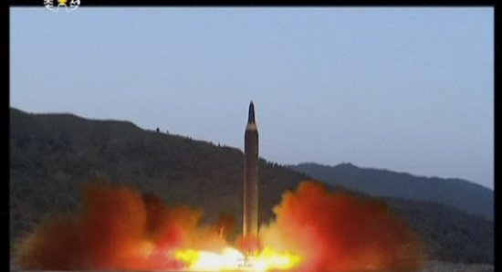 Bắn tên lửa không ngừng, Triều Tiên thách thức mọi cảnh báo sắc lạnh nhất