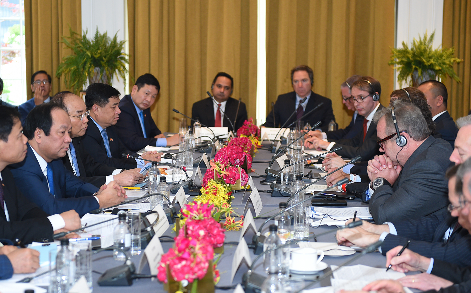Tại tọa đàm bàn tròn về hợp tác đầu tư Việt Nam-Hoa Kỳ. Ảnh: VGP/Quang Hiếu