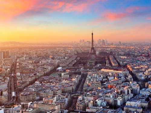 Pháp có 1.617.000 triệu phú. Mức tài sản trung bình của mỗi người trưởng thành ở nước này là 99.923 USD. 