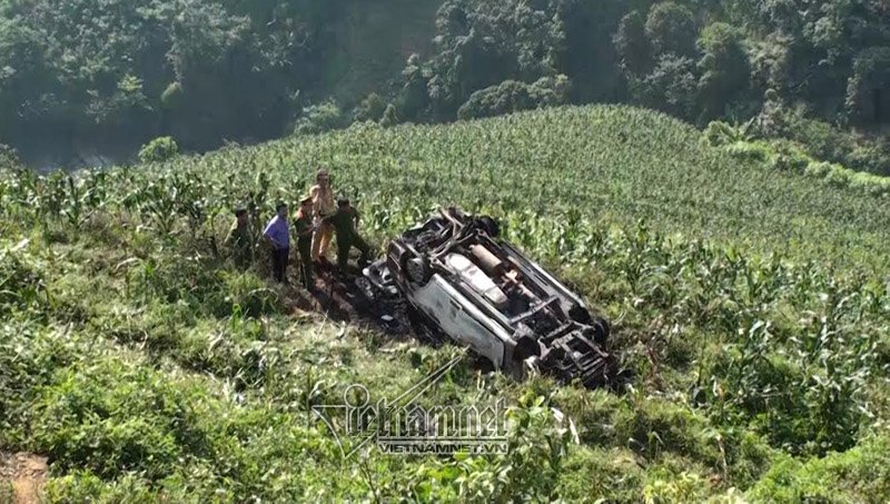 Lực lượng chức năng tìm nguyên nhân vụ tai nạn