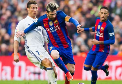 C.Ronaldo coi Messi là bạn trên sân cỏ!