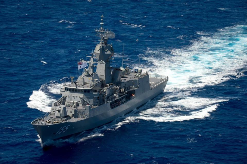 Tàu HMAS Ballarat của Hải quân Hoàng gia Australia