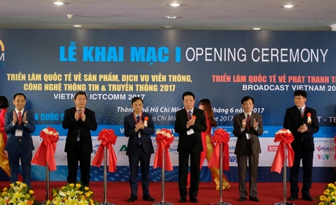 Vietnam ICT COMM 2017 chính thức khai mạc