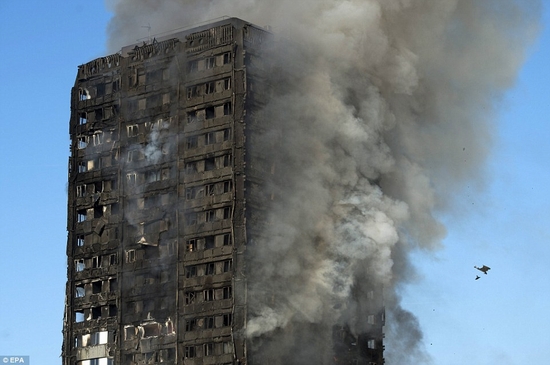Lời kể kinh hoàng của nhân chứng vụ tòa nhà 27 tầng chìm trong biển lửa