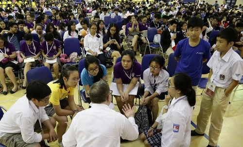 Học sinh Việt &quot;nâng cấp&quot; hành trang hội nhập quốc tế