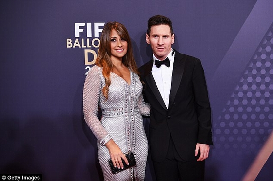 Messi và bạn gái đã có 2 cậu con trai