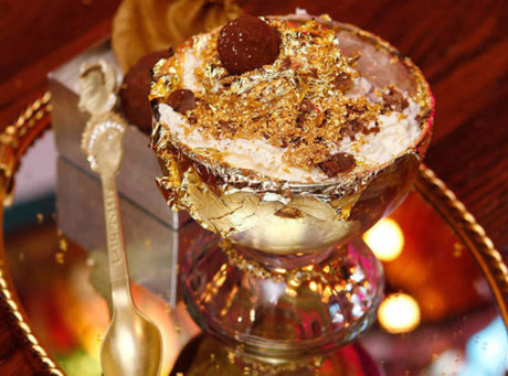 Món kem socola vàng giới hạn tại Newyork, Mỹ là một món tráng miệng trị giá cả gia tài khi bạn phải chi tới 24.000 USD để ăn nó.