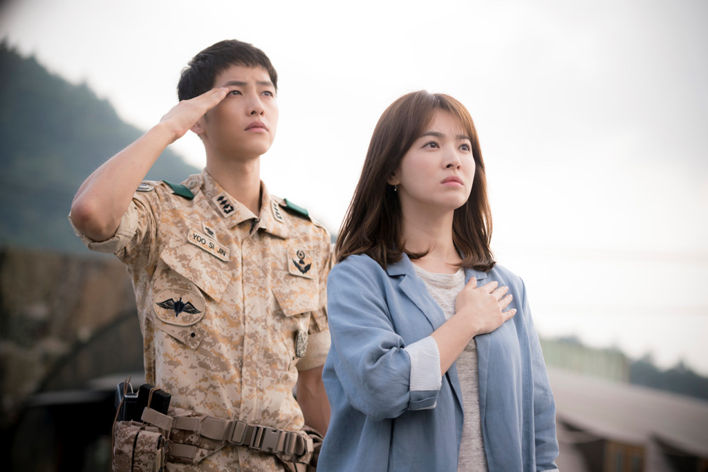Những hình ảnh khiến fan &quot;rụng tim&quot; của Song Hye Kyo - Song Joong Ki