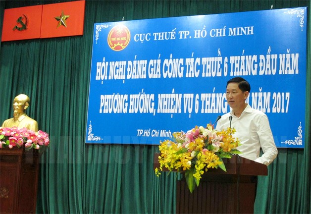 Phó Chủ tịch UBND TP Trần Vĩnh Tuyến phát biểu chỉ đạo tại hội nghị.