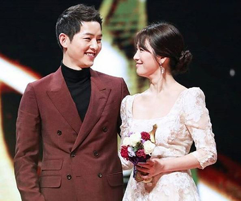 Song Joong Ki và Song Hye Kyo đã bí mật tổ chức tiệc đính hôn