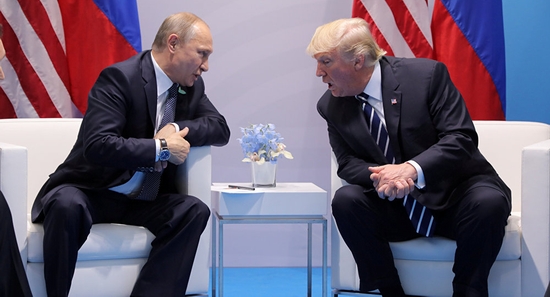 Tổng thống Mỹ Donald Trump và người đồng cấp Nga Vladimir Putin