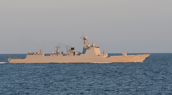 Chiến hạm Trung Quốc bị Hải quân 3 nước vây
