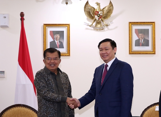 Phó Thủ tướng Vương Đình Huệ đã hội kiến Phó Tổng thống Indonesia Jusuf Kalla
