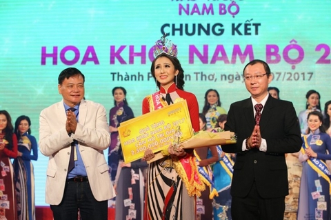 Thí sinh đến từ An Giang đoạt vương miện Hoa Khôi Nam Bộ 2017