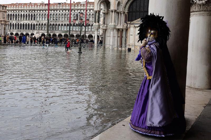 Venice, Italy: Hiện tượng 