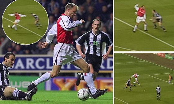 &quot;Kiệt tác&quot; của Bergkamp là bàn thắng đẹp nhất Ngoại hạng Anh!