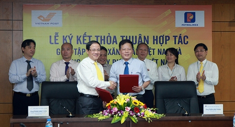 Bưu điện Việt Nam ký thỏa thuận hợp tác với Xăng dầu Việt Nam