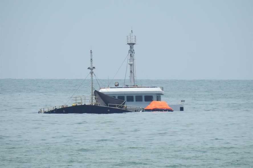 Tin mới nhất về vụ chìm tàu ở Ninh Thuận