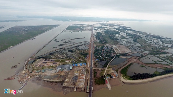 Cầu vượt biển dài nhất Việt Nam sẽ thông xe vào 2/9. Ảnh: Hoàng Hà.