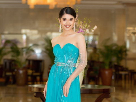 Lan Khuê: 'Tôi tin và kỳ vọng Thuỳ Dung sẽ làm nên chuyện tại Hoa hậu Quốc tế'
