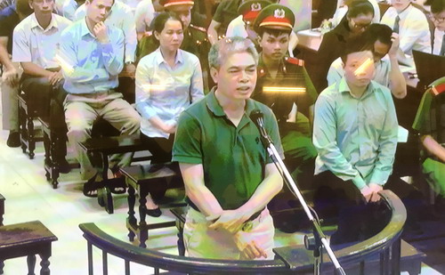 Bị cáo Nguyễn Xuân Sơn tại phiên xét xử ngày 30/8