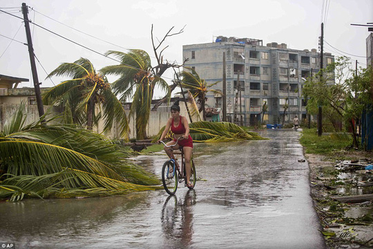 Tại Caribbe sau khi bão Irma đi qua. Ảnh: AP