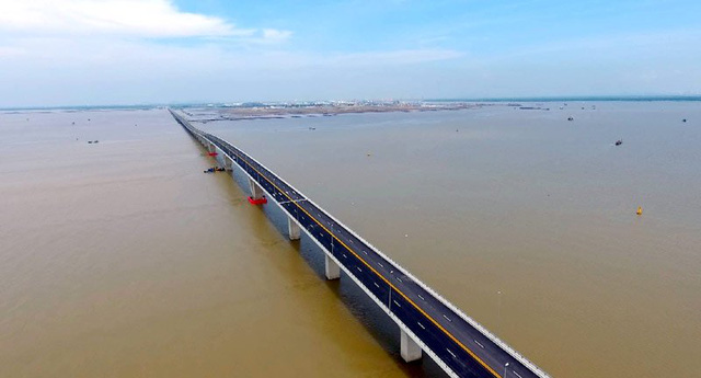  Việc đưa vào khai thác đoạn tuyến dài 15,63km đường ô tô Tân Vũ - Lạch Huyện không chỉ phá thế đảo 