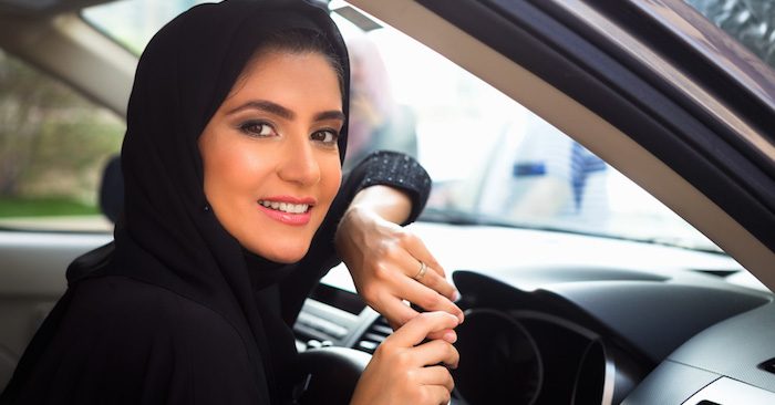 Ả Rập Saudi tuyên bố bỏ lệnh cấm phụ nữ lái xe