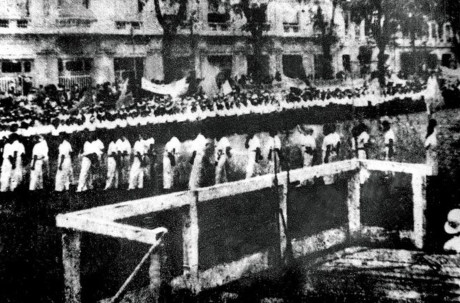 Cũng trong chiều ngày 2/9/1945, người dân tập trung dự lễ Độc lập ở Sài Gòn.
