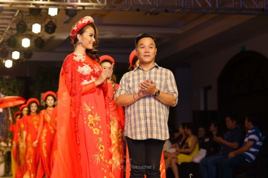 BST về mùa cưới mới nhất của NTK Việt Hùng. 