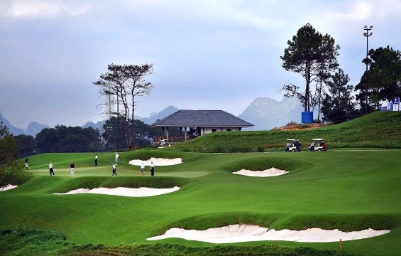 Các hố golf được thiết kế độc đáo và đẹp mắt