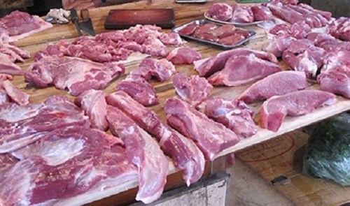 Bắt quả tang cơ sở giết mổ lợn bị bệnh bán ra thị trường