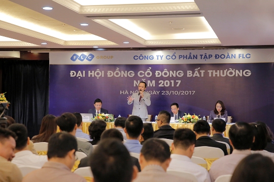 Ông Trịnh Văn Quyết, Chủ tịch Hội đồng quản trị phát biểu trong Đại hội