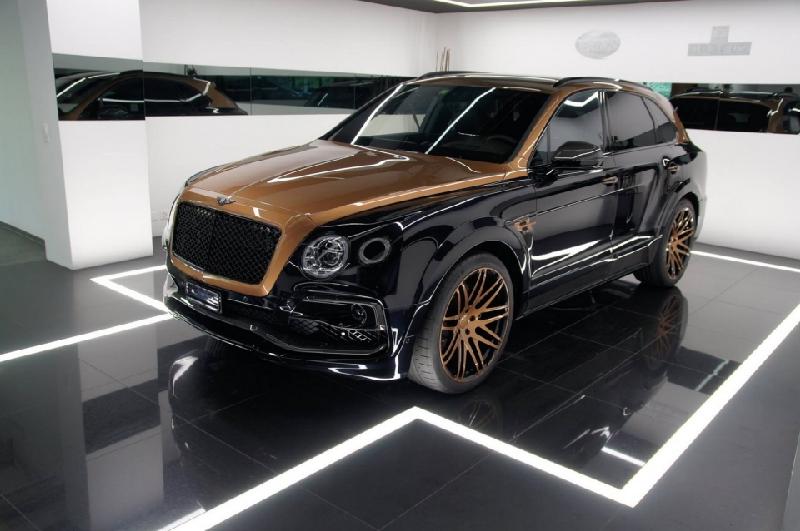 Bentley Bentayga với màu độc quyền Shadow Gold.