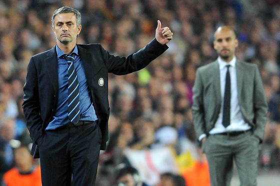 Lép vế trước kình địch Guardiola, HLV Mourinho tìm cách chạy sang PSG?