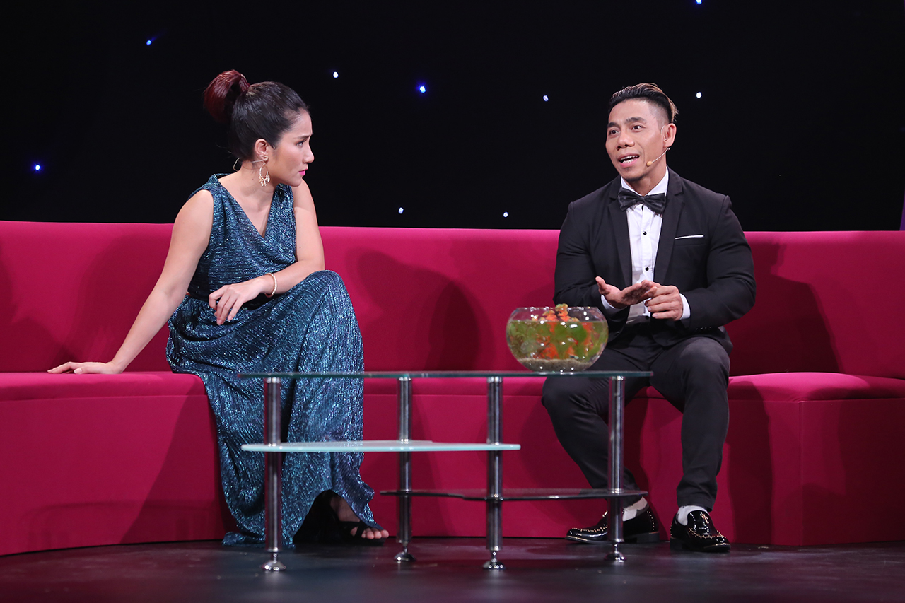 Tại chương trình Hát câu chuyện tình, lần đầu tiên Phạm Văn Mách tiết lộ về mối tình đầu tiên của mình đến với khán giả.